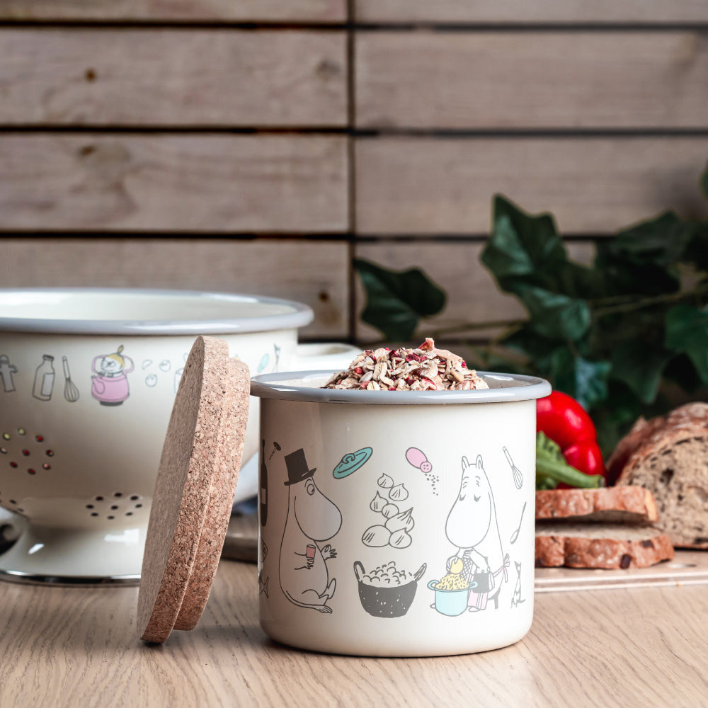 Bon Appétit Enamel Jar with a lid 1,3 L - Muurla - The Official Moomin Shop