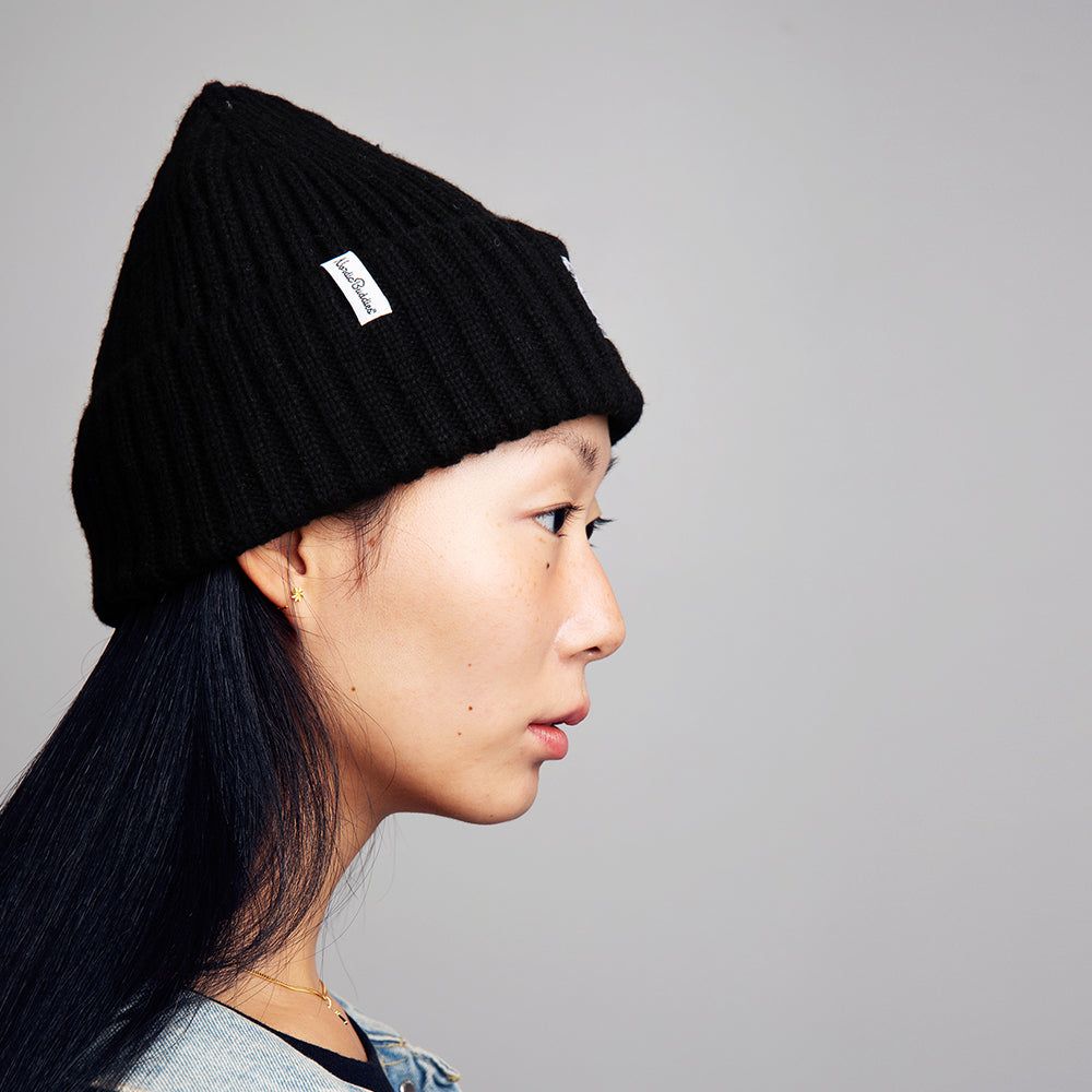 The Groke Winter Beanie Black - Nordicbuddies - The Official Moomin Shop